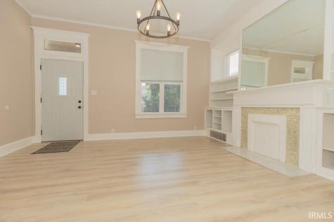 810 E Gum Street Evansville IN 47713