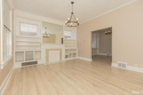 810 E Gum Street Evansville IN 47713