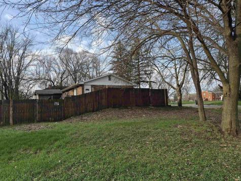 122 S Liberty Street South Bend IN 46619