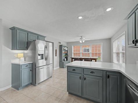 8737 Clear Creek Drive Evansville IN 47711