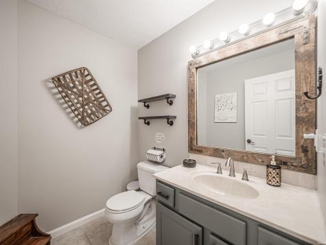 8737 Clear Creek Drive Evansville IN 47711