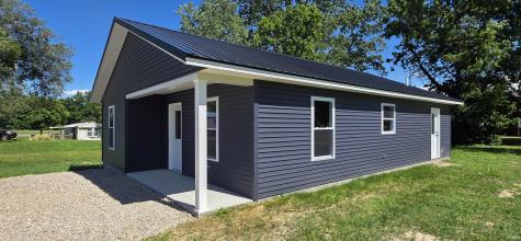 120 N Murlin Street Bicknell IN 47512