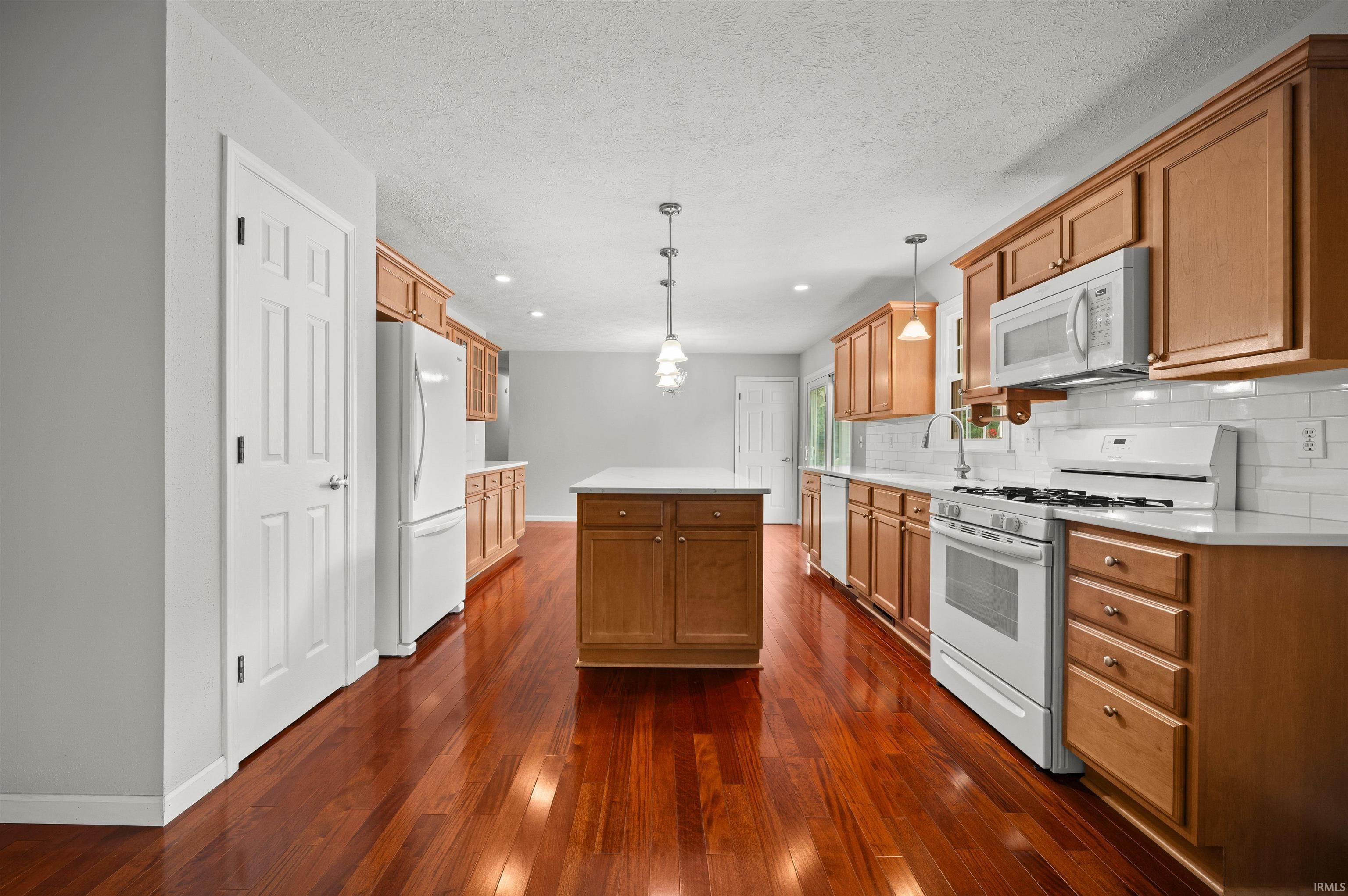 18980 Cedar Mill Court South Bend IN 46637