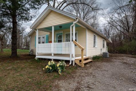 1821 Maxwell Street Bloomington IN 47401