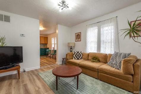 1821 Maxwell Street Bloomington IN 47401
