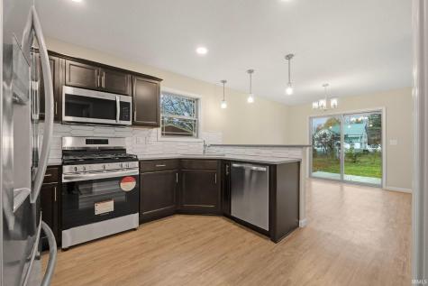 305 E Toledo Street Fremont IN 46737