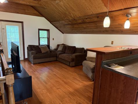8180 E Northshore Drive Unionville IN 47468