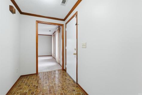 1623 Channel Place Fort Wayne IN 46825