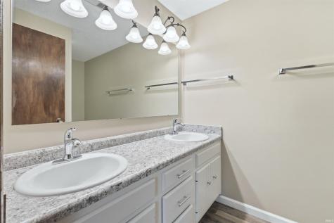 1623 Channel Place Fort Wayne IN 46825