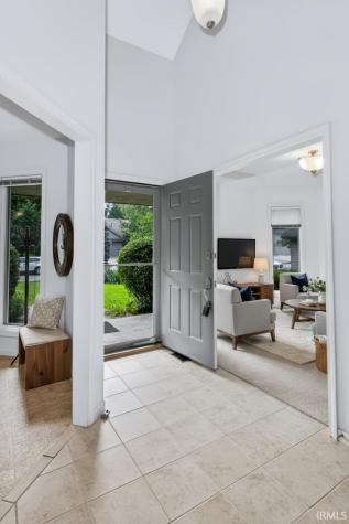 8209 Summerset Place Fort Wayne IN 46825
