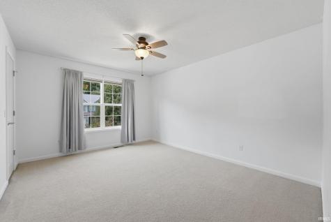 12819 Loch Dhu Lane Fort Wayne IN 46814