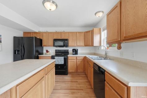 12819 Loch Dhu Lane Fort Wayne IN 46814