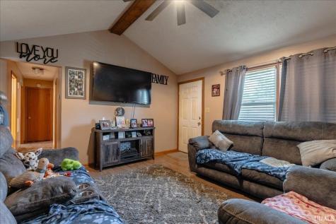 3000 Fox Hollow Court Evansville IN 47715