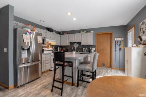 3000 Fox Hollow Court Evansville IN 47715