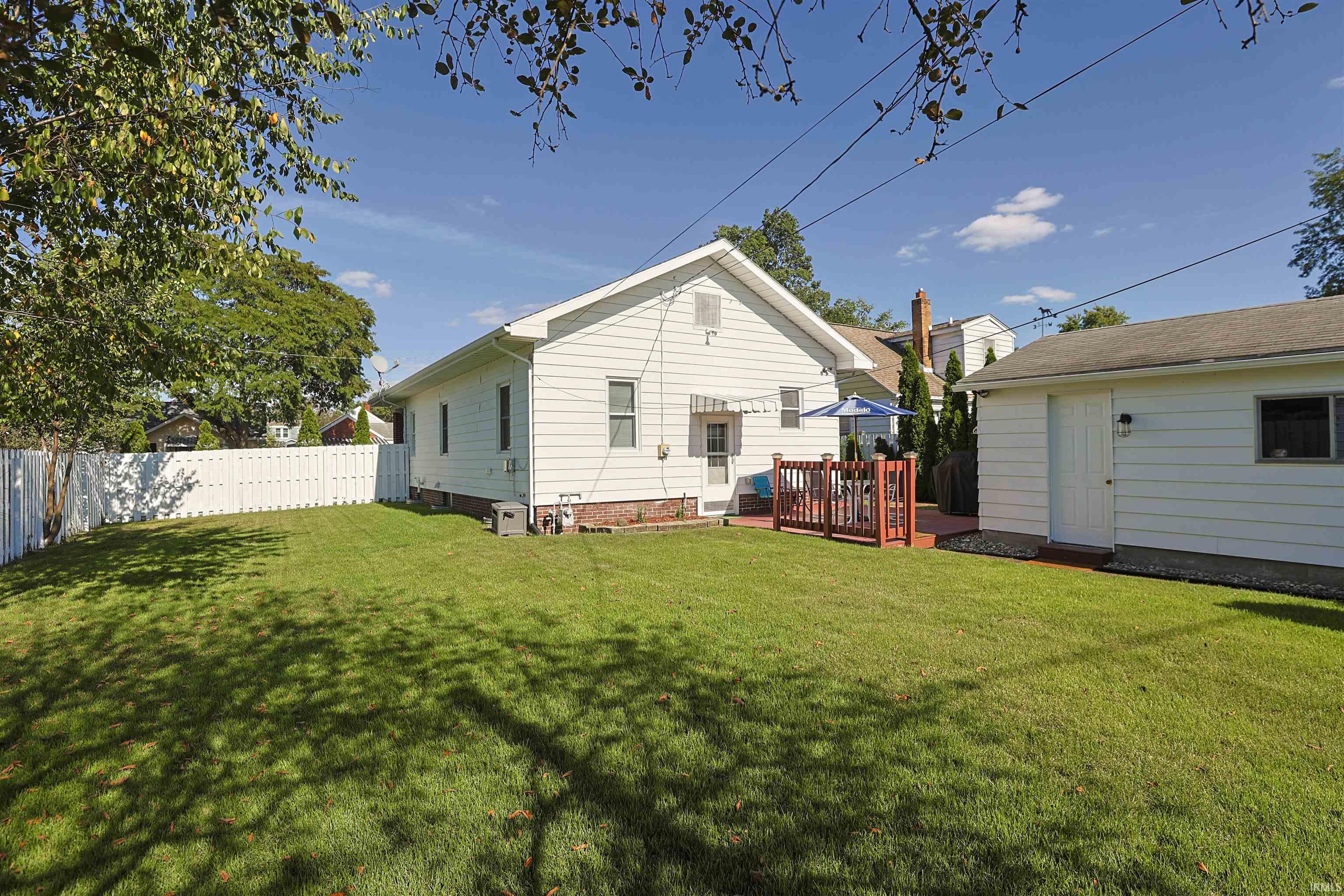 1925 Berkley Place South Bend IN 46616