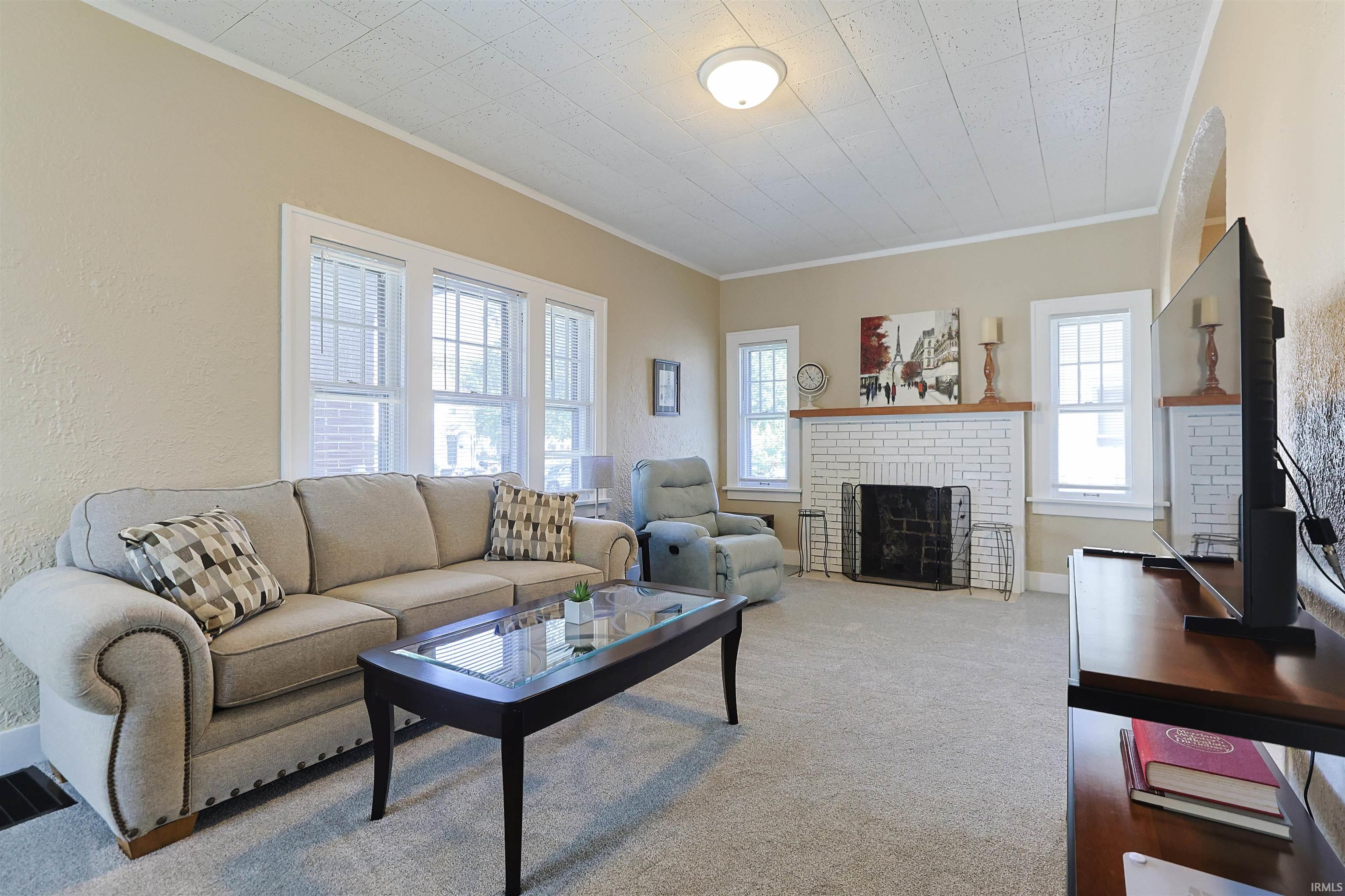 1925 Berkley Place South Bend IN 46616