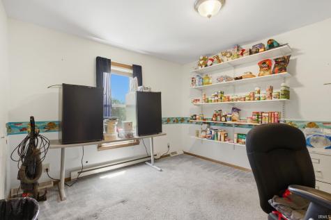 855 S 8th Street Upland IN 46989