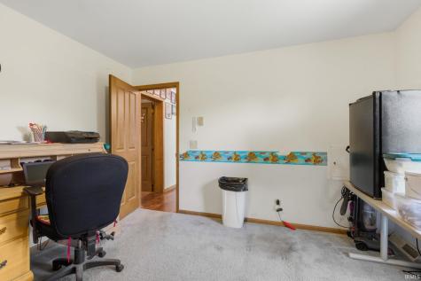 855 S 8th Street Upland IN 46989