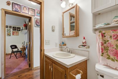 855 S 8th Street Upland IN 46989