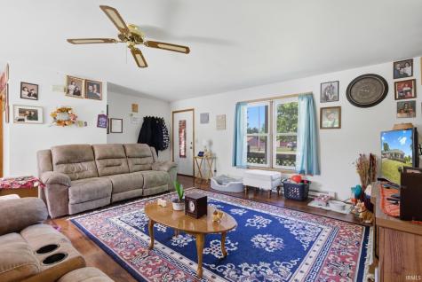 855 S 8th Street Upland IN 46989