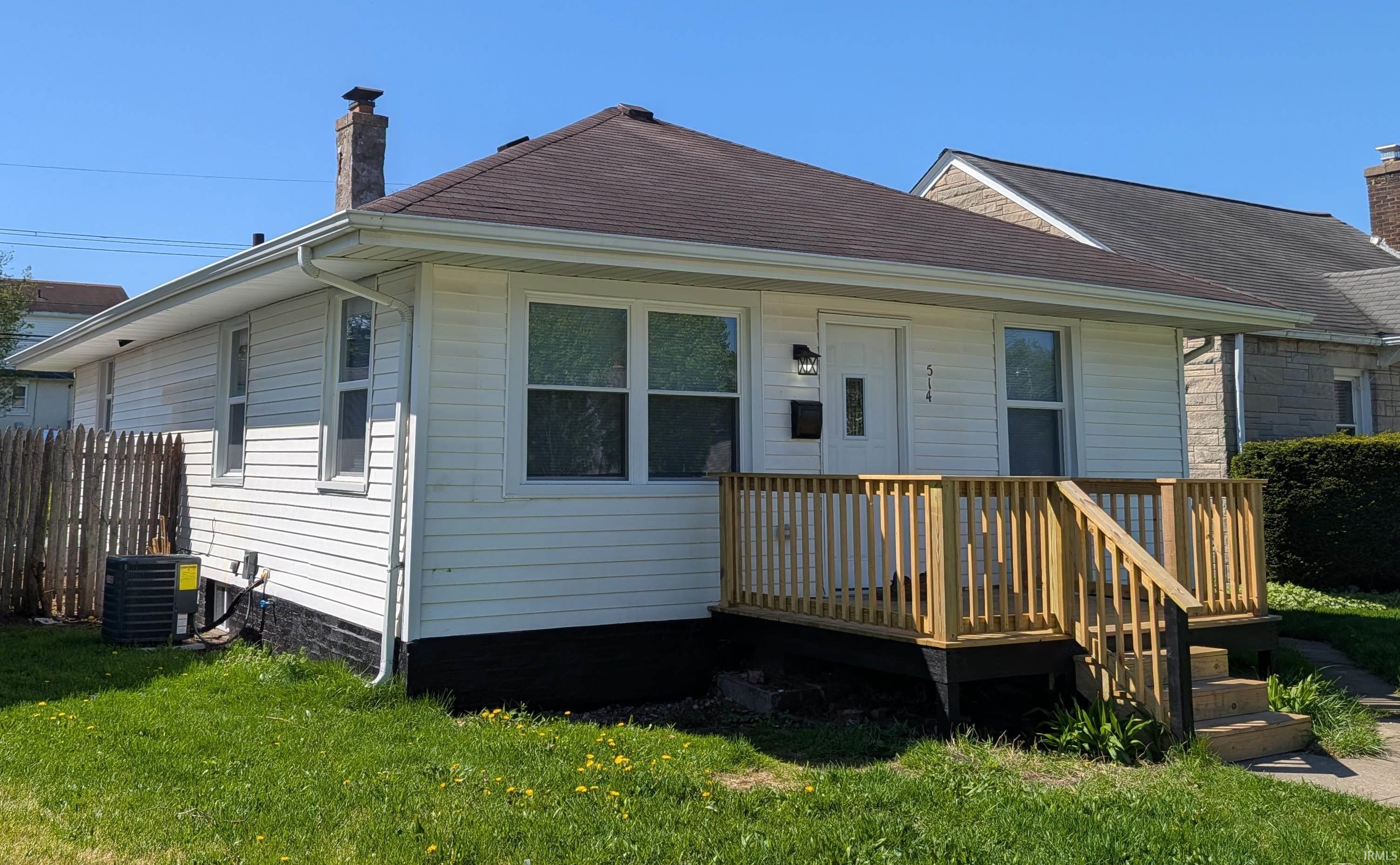 514 E Fairview Avenue South Bend IN 46614