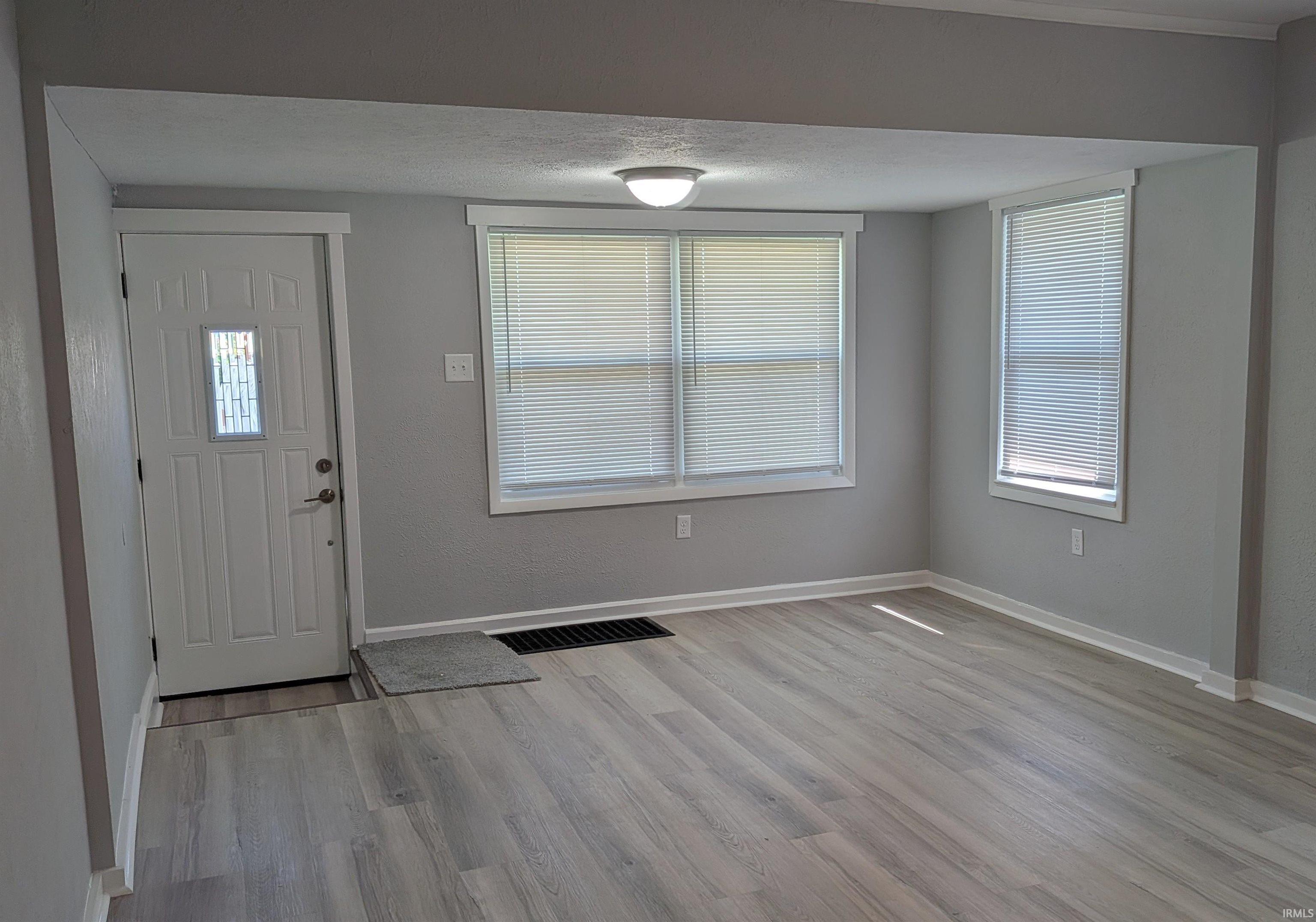 514 E Fairview Avenue South Bend IN 46614