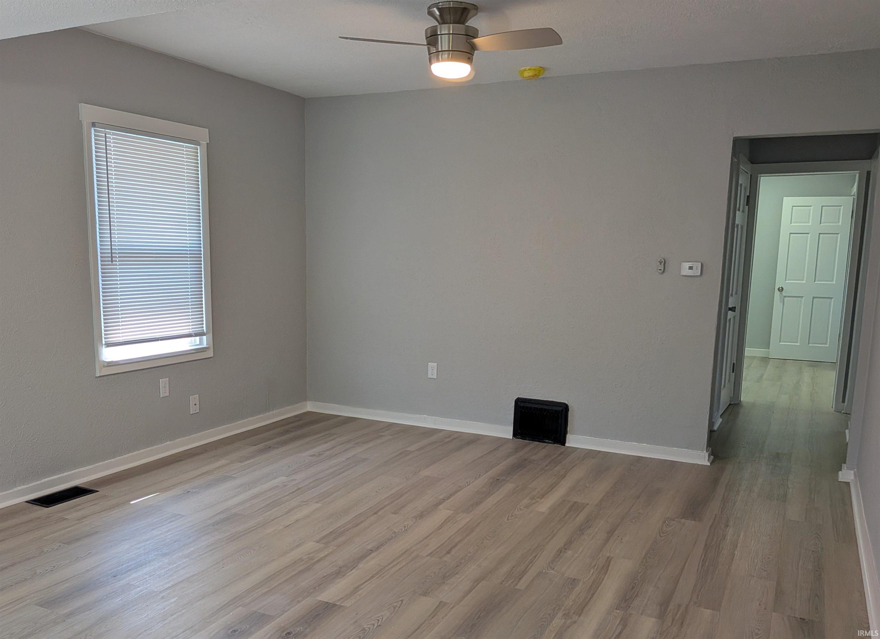 514 E Fairview Avenue South Bend IN 46614