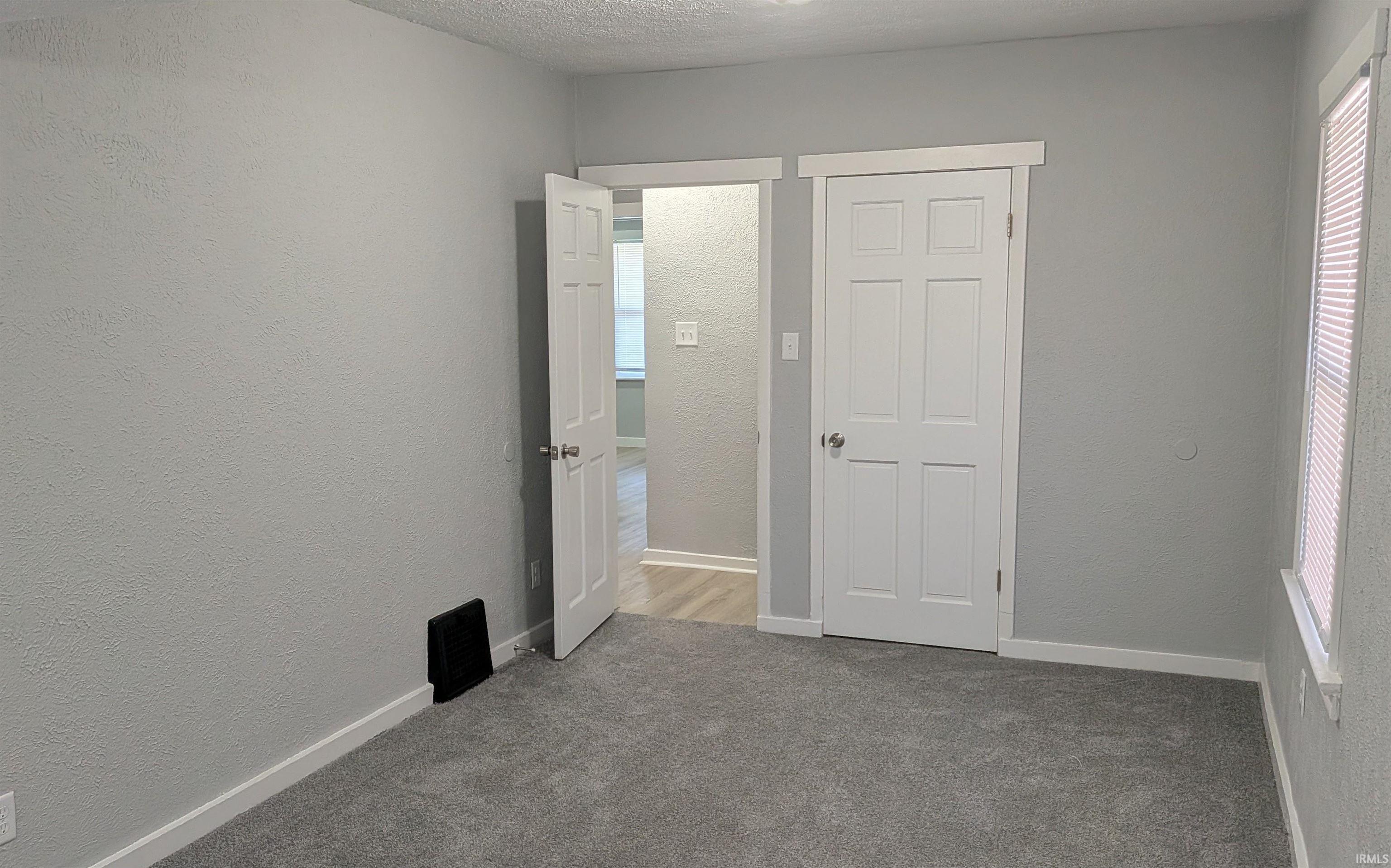 514 E Fairview Avenue South Bend IN 46614