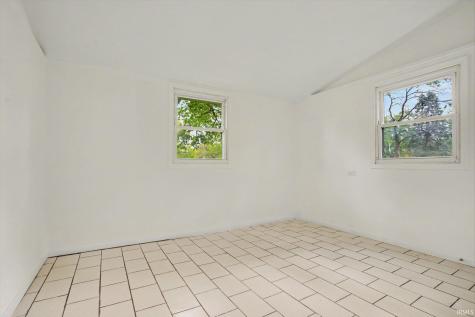 53219 Peggy Avenue South Bend IN 46635