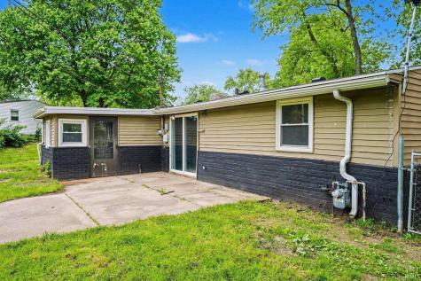 53219 Peggy Avenue South Bend IN 46635