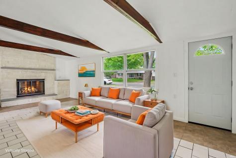 53219 Peggy Avenue South Bend IN 46635