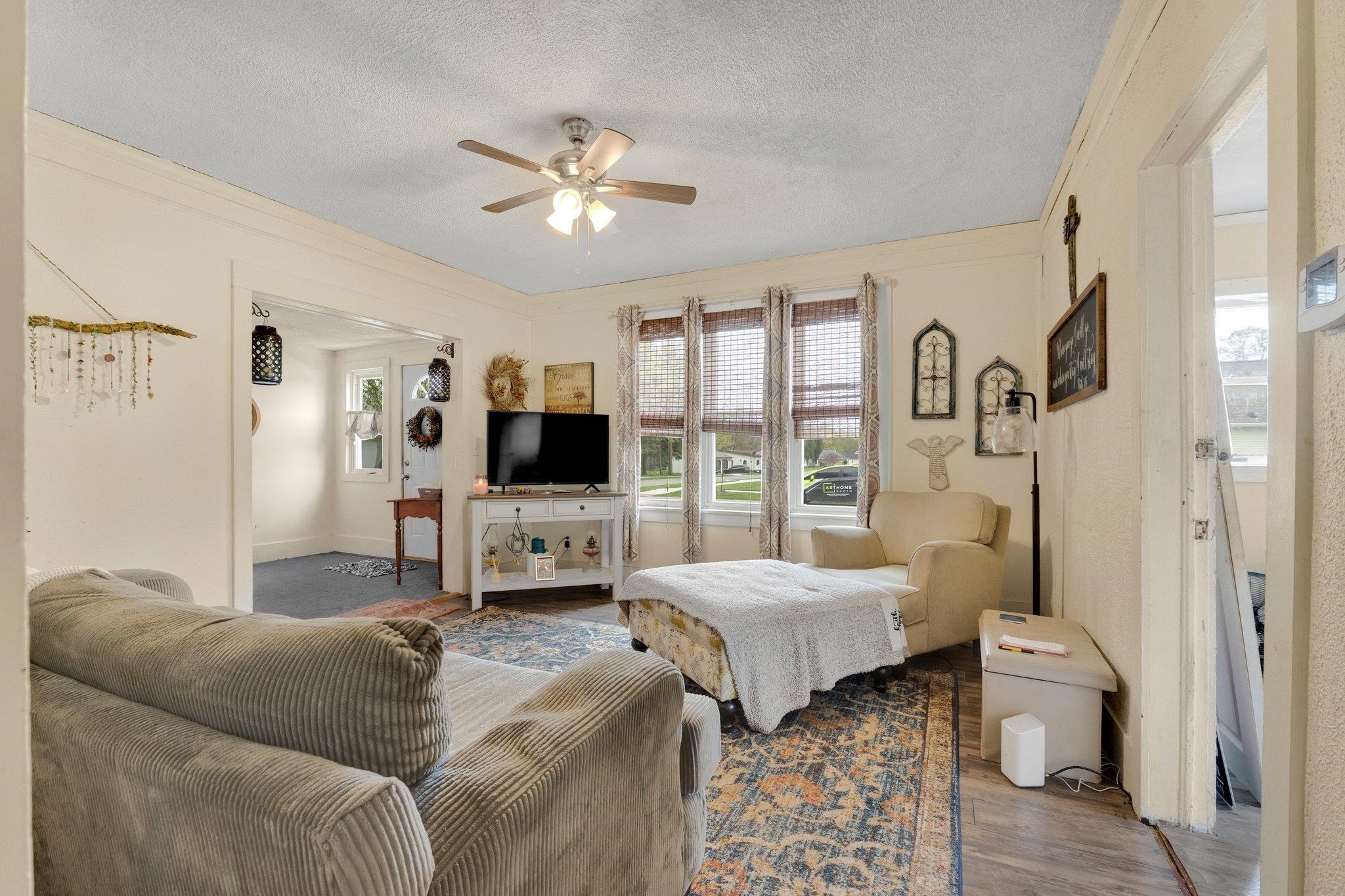 1605 E Clark Street Warsaw IN 46580