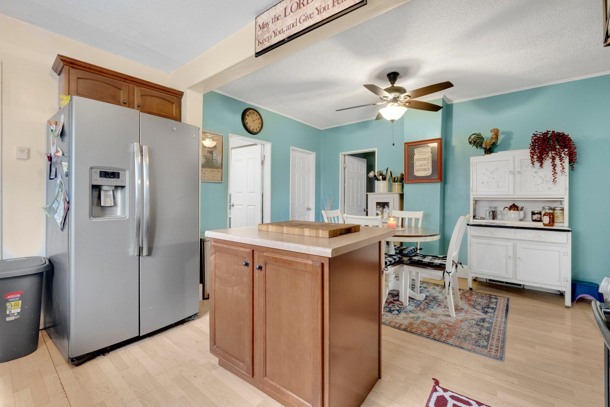 1605 E Clark Street Warsaw IN 46580