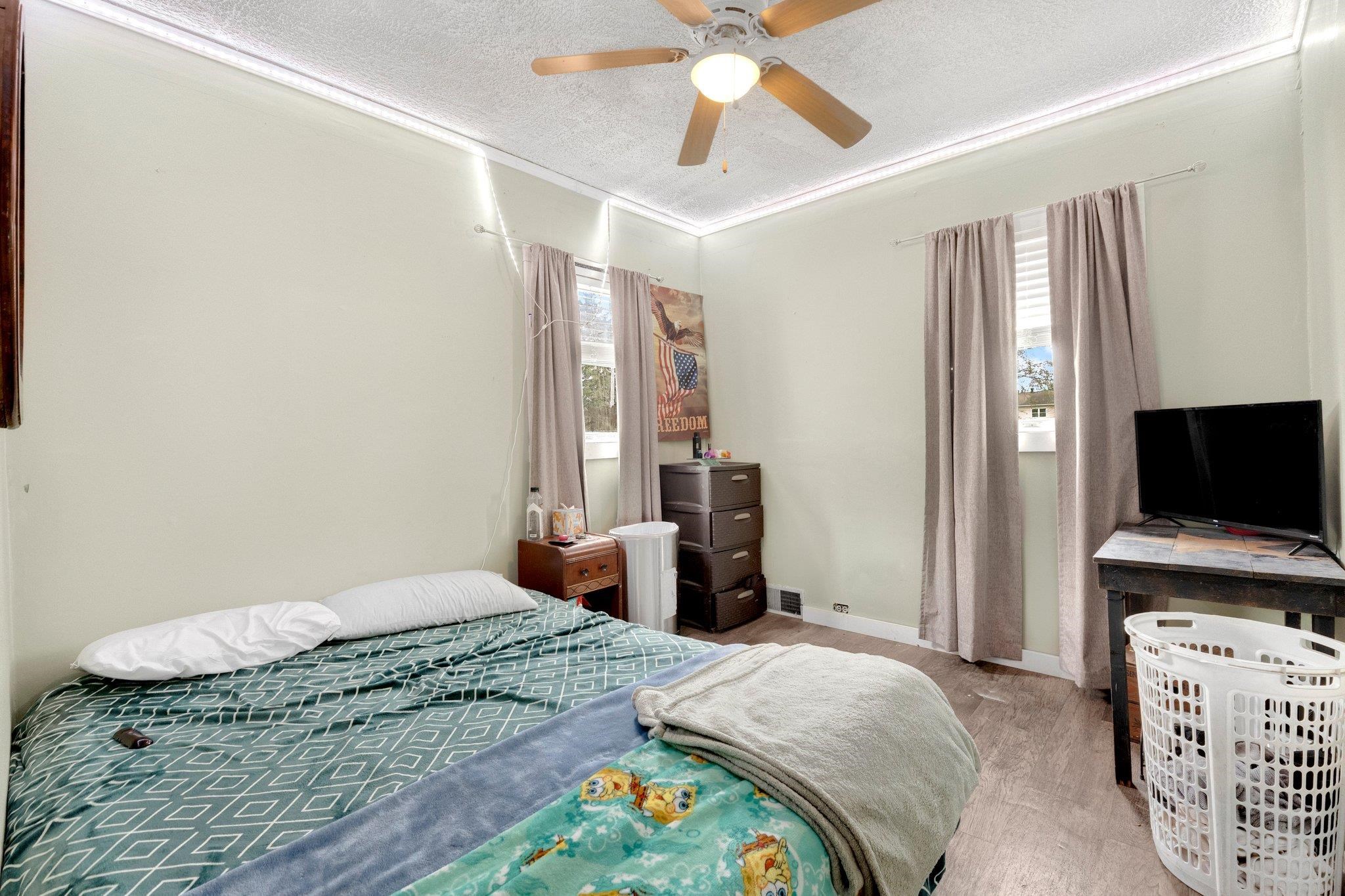 1605 E Clark Street Warsaw IN 46580