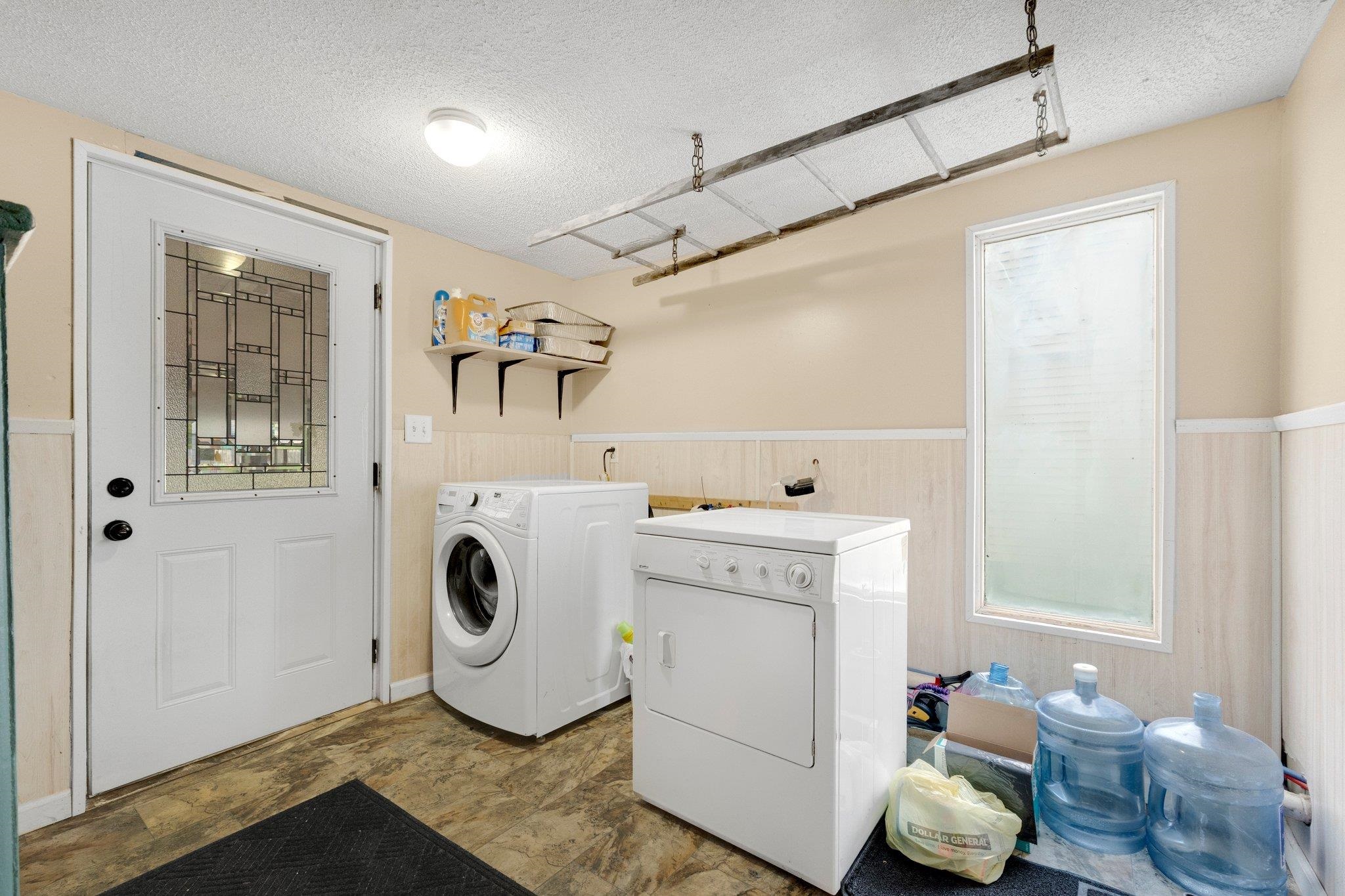 1605 E Clark Street Warsaw IN 46580