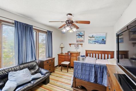 2208 Hearthstone Drive Fort Wayne IN 46804