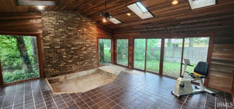 2208 Hearthstone Drive Fort Wayne IN 46804