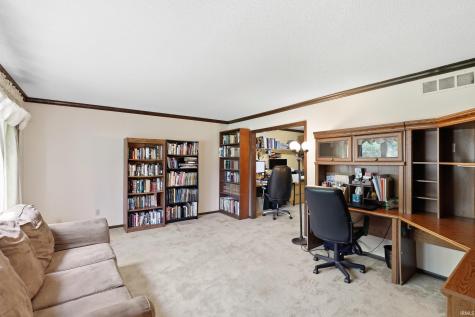 2208 Hearthstone Drive Fort Wayne IN 46804