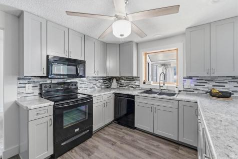 1833 Apollo Drive Huntertown IN 46748