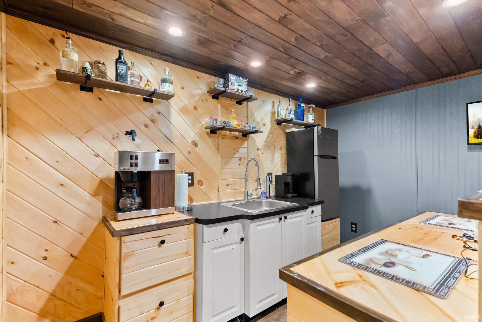 11497 Crocus Court Plymouth IN 46563
