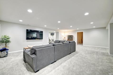 3754 W Stoutes Creek Road Bloomington IN 47404