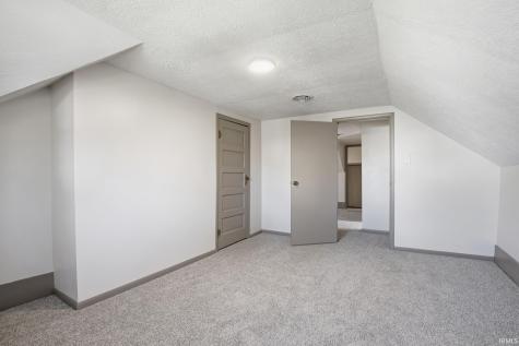 437 N Conde Street Tipton IN 46072
