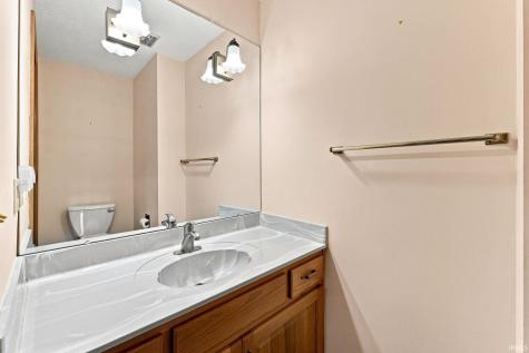 1516 Benham Drive Fort Wayne IN 46815