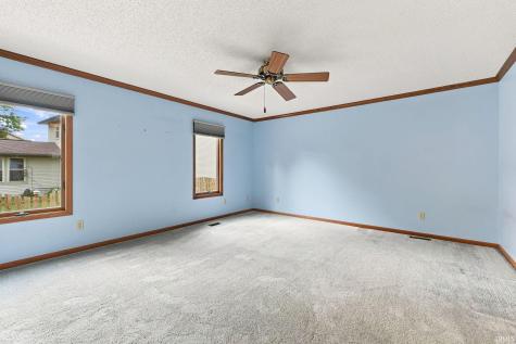 1516 Benham Drive Fort Wayne IN 46815