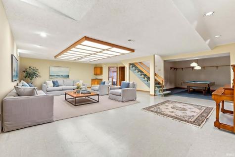 1516 Benham Drive Fort Wayne IN 46815