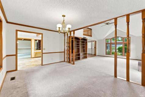 1516 Benham Drive Fort Wayne IN 46815