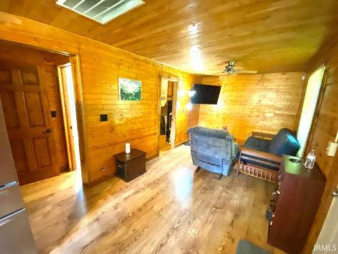 1757 S Walnut Grove Road Bloomfield IN 47424