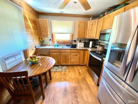 1757 S Walnut Grove Road Bloomfield IN 47424