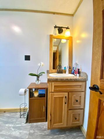 1757 S Walnut Grove Road Bloomfield IN 47424