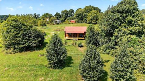 1757 S Walnut Grove Road Bloomfield IN 47424